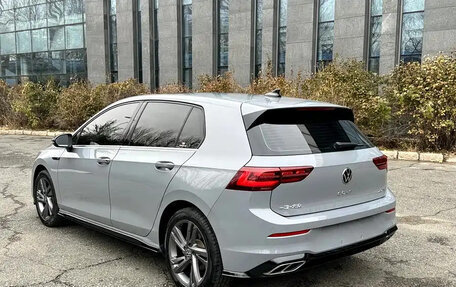 Volkswagen Golf VIII, 2022 год, 2 000 000 рублей, 7 фотография