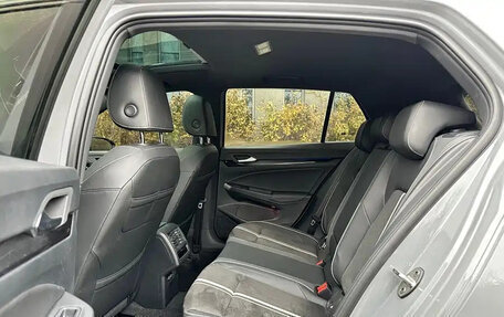 Volkswagen Golf VIII, 2022 год, 2 000 000 рублей, 11 фотография