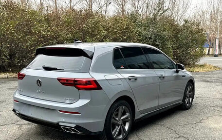 Volkswagen Golf VIII, 2022 год, 2 000 000 рублей, 5 фотография