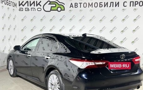 Toyota Camry, 2019 год, 2 649 000 рублей, 8 фотография