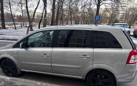 Opel Zafira B, 2011 год, 920 000 рублей, 5 фотография