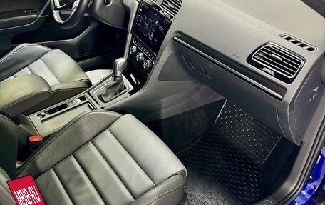 Volkswagen Golf R VII, 2020 год, 4 700 000 рублей, 7 фотография