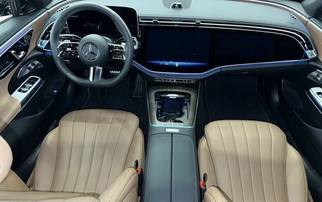 Mercedes-Benz E-Класс, 2023 год, 7 650 000 рублей, 11 фотография