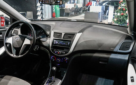 Hyundai Solaris II рестайлинг, 2012 год, 785 000 рублей, 7 фотография