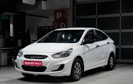 Hyundai Solaris II рестайлинг, 2012 год, 785 000 рублей, 1 фотография