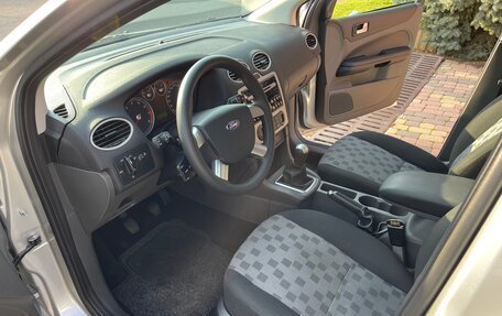 Ford Focus II рестайлинг, 2006 год, 780 000 рублей, 15 фотография