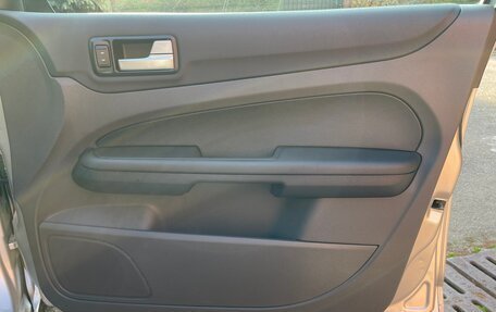 Ford Focus II рестайлинг, 2006 год, 780 000 рублей, 27 фотография