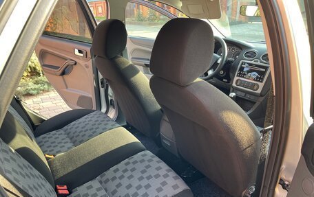 Ford Focus II рестайлинг, 2006 год, 780 000 рублей, 29 фотография