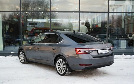 Skoda Superb III рестайлинг, 2022 год, 3 300 000 рублей, 6 фотография