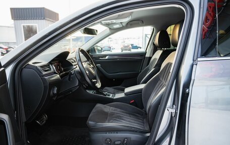 Skoda Superb III рестайлинг, 2022 год, 3 300 000 рублей, 12 фотография