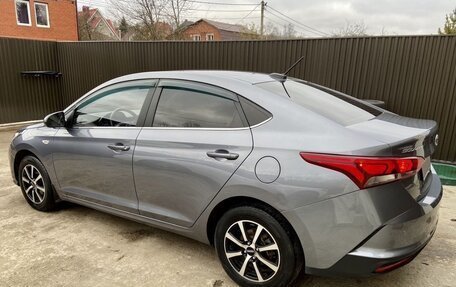 Hyundai Solaris II рестайлинг, 2021 год, 1 520 000 рублей, 5 фотография