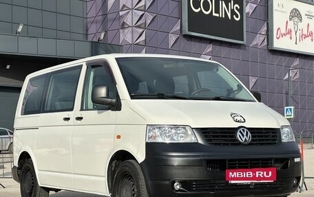 Volkswagen Transporter T5 рестайлинг, 2006 год, 1 417 000 рублей, 2 фотография
