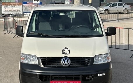 Volkswagen Transporter T5 рестайлинг, 2006 год, 1 417 000 рублей, 7 фотография