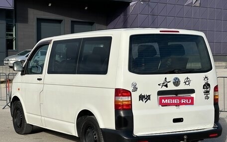 Volkswagen Transporter T5 рестайлинг, 2006 год, 1 417 000 рублей, 18 фотография