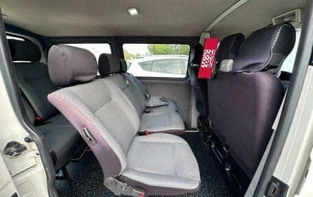 Volkswagen Transporter T5 рестайлинг, 2006 год, 1 417 000 рублей, 29 фотография