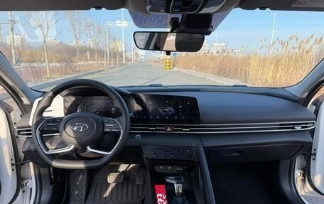 Hyundai Elantra, 2022 год, 1 606 008 рублей, 9 фотография