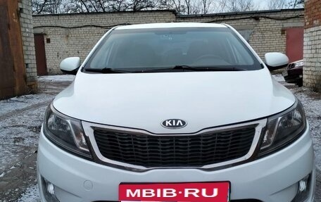 KIA Rio III рестайлинг, 2014 год, 830 000 рублей, 1 фотография