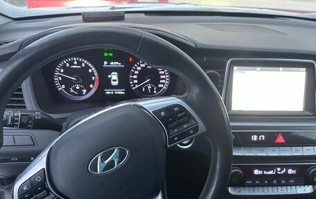 Hyundai Sonata VII, 2019 год, 2 300 000 рублей, 19 фотография