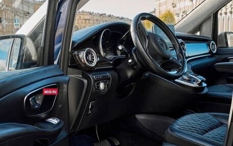 Mercedes-Benz V-Класс, 2018 год, 5 590 000 рублей, 10 фотография