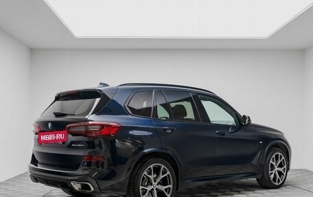 BMW X5, 2019 год, 6 990 000 рублей, 5 фотография