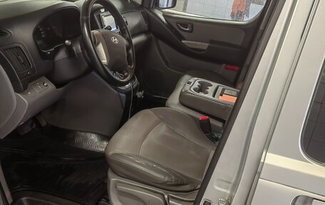 Hyundai Grand Starex Grand Starex I рестайлинг 2, 2010 год, 899 000 рублей, 5 фотография