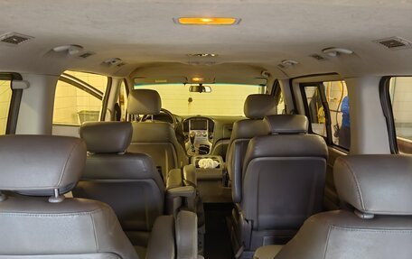 Hyundai Grand Starex Grand Starex I рестайлинг 2, 2010 год, 899 000 рублей, 7 фотография