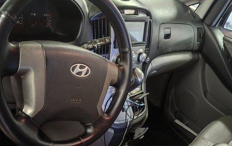 Hyundai Grand Starex Grand Starex I рестайлинг 2, 2010 год, 899 000 рублей, 6 фотография