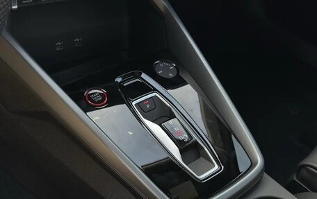 Audi S3, 2025 год, 7 761 000 рублей, 28 фотография