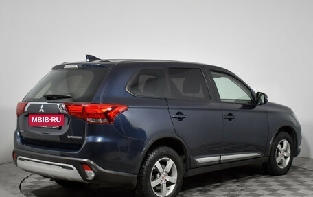 Mitsubishi Outlander III рестайлинг 3, 2019 год, 1 680 000 рублей, 5 фотография