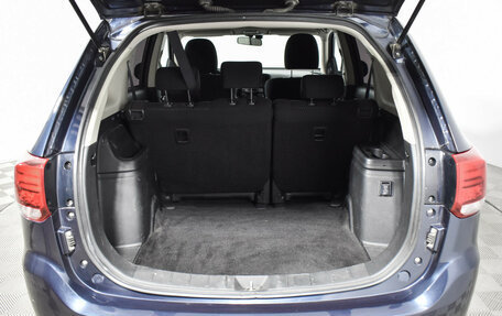 Mitsubishi Outlander III рестайлинг 3, 2019 год, 1 680 000 рублей, 19 фотография