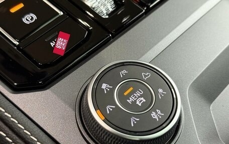 Volkswagen Touareg III, 2025 год, 13 890 000 рублей, 14 фотография