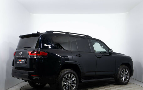 Toyota Land Cruiser, 2023 год, 12 700 000 рублей, 5 фотография