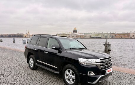 Toyota Land Cruiser 200, 2016 год, 5 250 000 рублей, 8 фотография