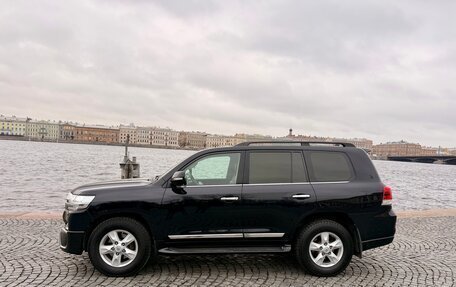 Toyota Land Cruiser 200, 2016 год, 5 250 000 рублей, 3 фотография