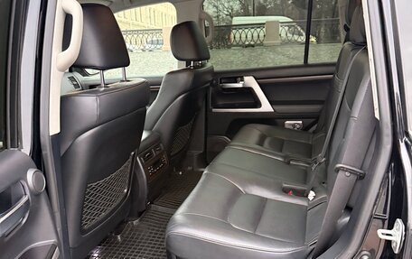 Toyota Land Cruiser 200, 2016 год, 5 250 000 рублей, 14 фотография