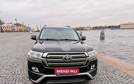 Toyota Land Cruiser 200, 2016 год, 5 250 000 рублей, 10 фотография