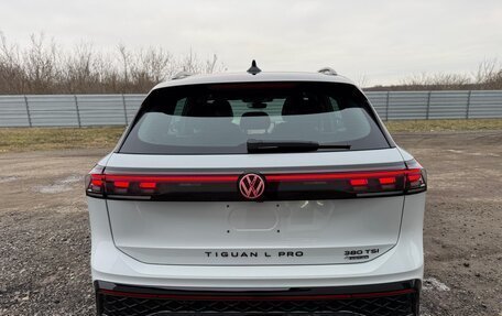 Volkswagen Tiguan, 2025 год, 4 700 000 рублей, 6 фотография