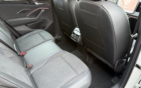 Volkswagen Tiguan, 2025 год, 4 700 000 рублей, 15 фотография