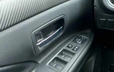 Mitsubishi Outlander III рестайлинг 3, 2014 год, 1 550 000 рублей, 10 фотография