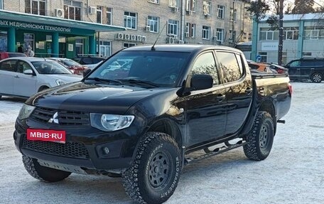 Mitsubishi L200 IV рестайлинг, 2015 год, 1 999 999 рублей, 1 фотография