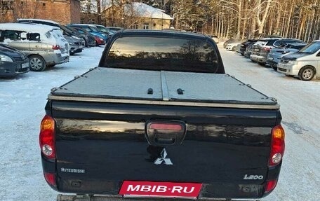 Mitsubishi L200 IV рестайлинг, 2015 год, 1 999 999 рублей, 4 фотография