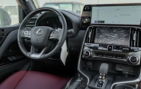 Lexus LX, 2025 год, 24 990 000 рублей, 16 фотография