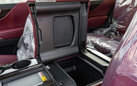 Lexus LX, 2025 год, 24 990 000 рублей, 23 фотография