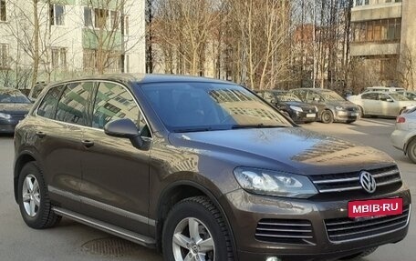 Volkswagen Touareg III, 2011 год, 1 850 000 рублей, 5 фотография