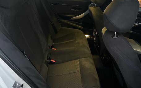 BMW 3 серия, 2018 год, 2 800 000 рублей, 13 фотография