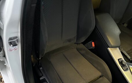 BMW 3 серия, 2018 год, 2 800 000 рублей, 12 фотография