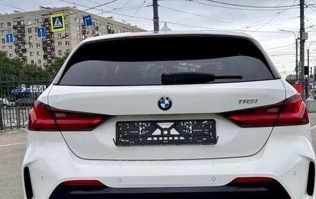 BMW 1 серия, 2020 год, 2 800 000 рублей, 4 фотография