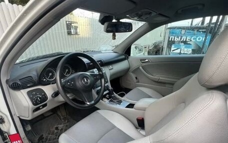 Mercedes-Benz CLC-Класс, 2008 год, 900 000 рублей, 13 фотография