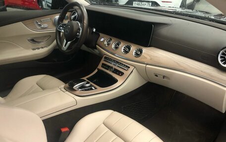 Mercedes-Benz E-Класс, 2018 год, 4 650 000 рублей, 5 фотография