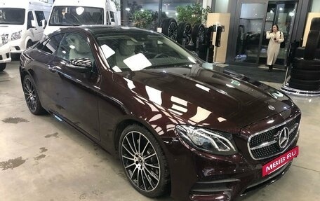 Mercedes-Benz E-Класс, 2018 год, 4 650 000 рублей, 3 фотография